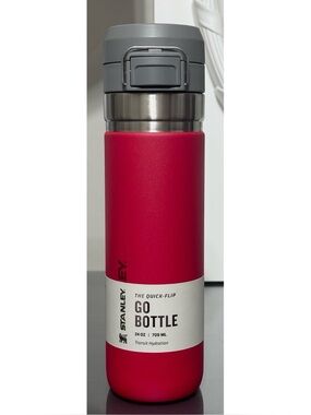 STANLEY The Quick Flip Go 24oz Water Bottle, CHILI RED